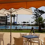 Sea Front With Spacious Balcony Santa Clara Διαμέρισμα *